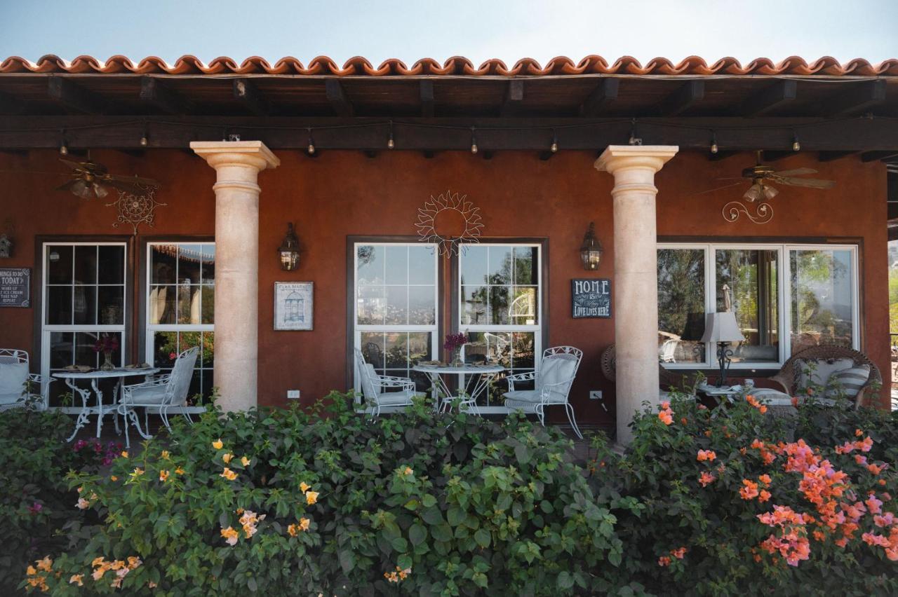 Vina Calabria Bed and Breakfast Valle de Guadalupe Exteriör bild